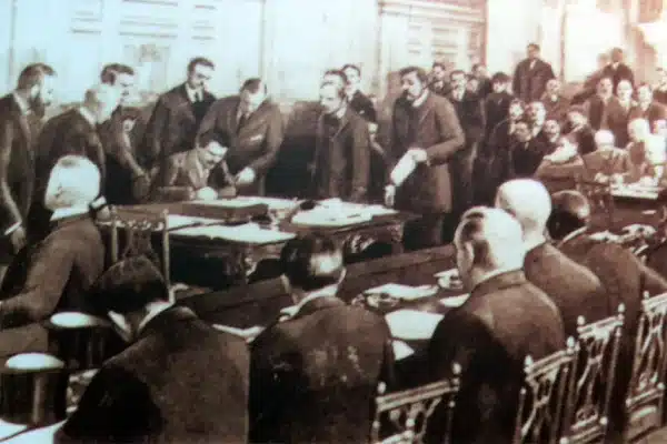 عهدنامه سور